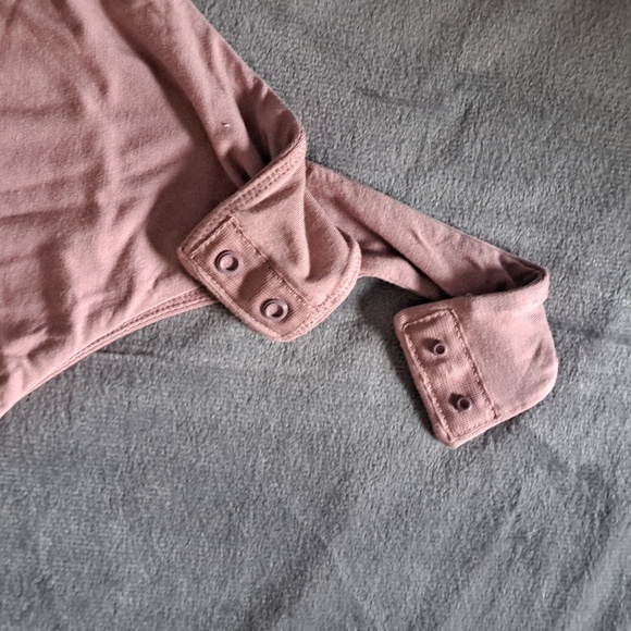 HALARA ROUND NECK BODYSUIT M - Picture 7 of 8